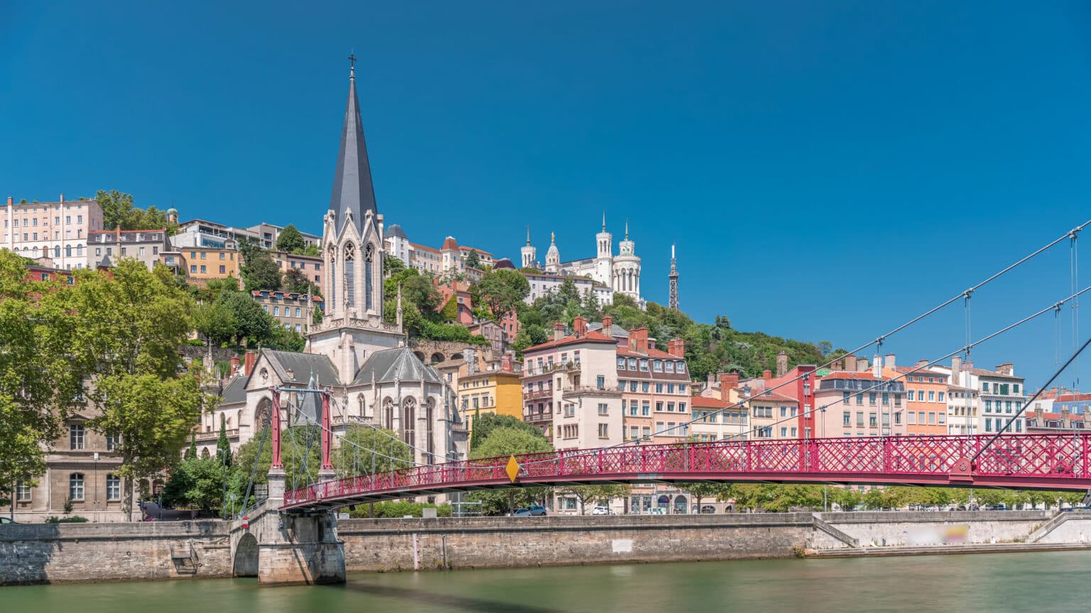 Immobilier dans le Rhône : un marché en repli marqué, avec des signes de stabilisation à Lyon en 2026